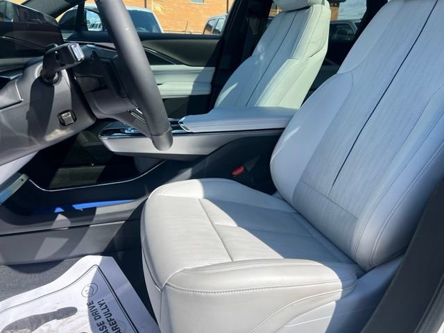 Used 2024 Cadillac Lyriq Sport AWD/4WD image 22