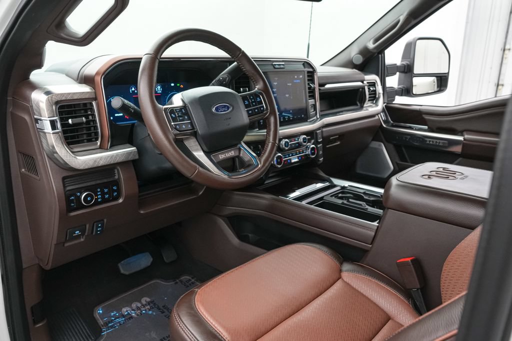 Certified 2025 Ford F250 King Ranch w/ FX4 Off-Road Package AWD/4WD image 16
