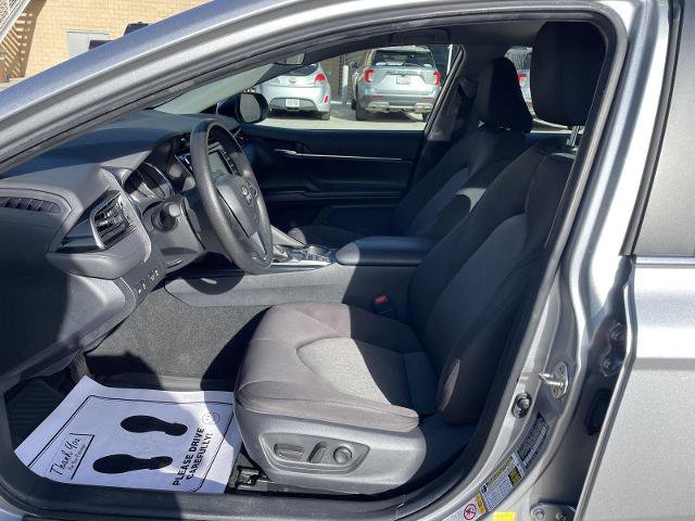 Used 2019 Toyota Camry LE image 17