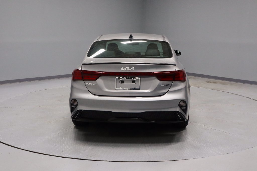 Used 2024 Kia Forte GT-Line FWD image 12
