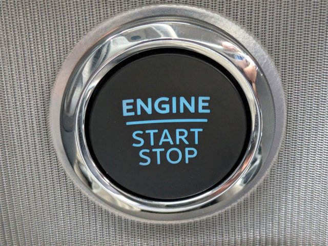 Certified 2025 Ford F350 Platinum w/ Platinum Plus Package image 27