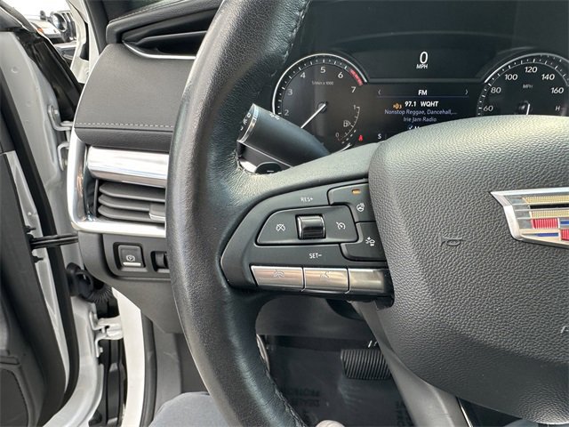 Used 2022 Cadillac XT4 Luxury w/ Cold Weather Package image 28