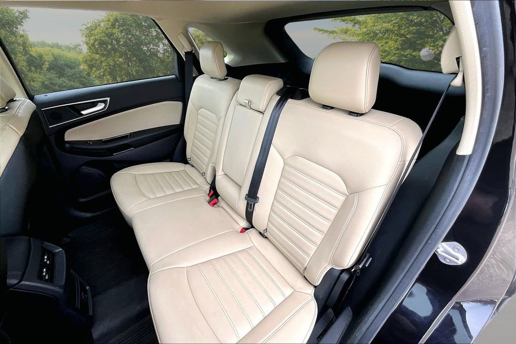Certified 2020 Ford Edge SEL FWD image 25