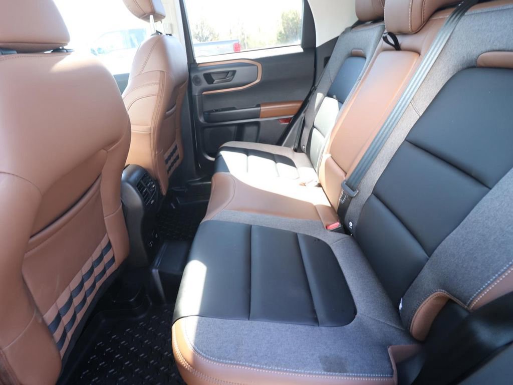 Certified 2024 Ford Bronco Sport Outer Banks w/ Tech Package image 15