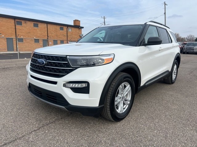 Certified 2023 Ford Explorer XLT w/ Equipment Group 202A image 6