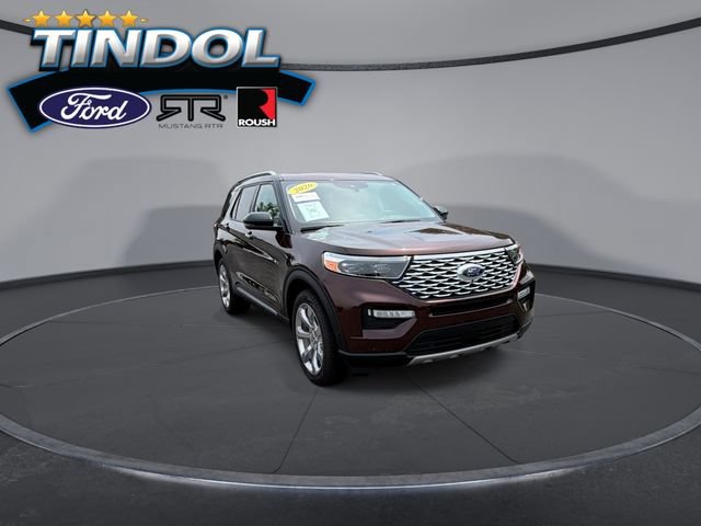 Certified 2020 Ford Explorer Platinum w/ Premium Technology Package AWD/4WD image 2