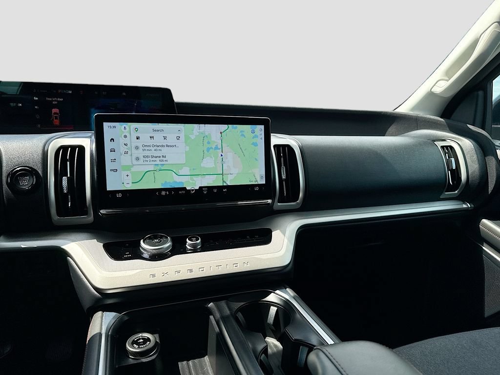 Certified 2025 Ford Expedition Active RWD image 25