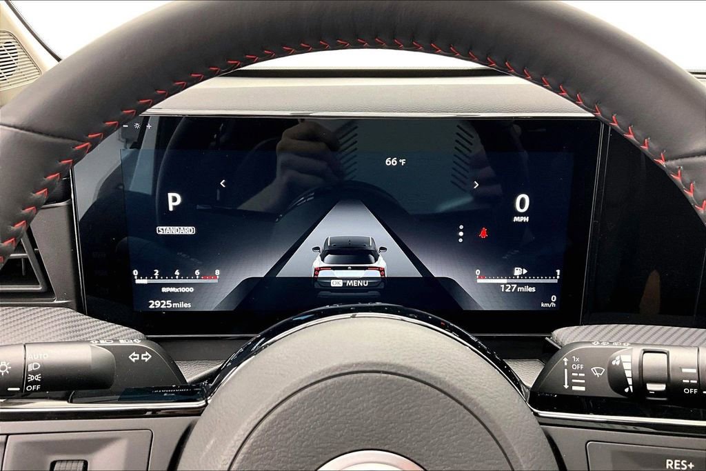 Used 2025 Nissan Kicks SR FWD image 20