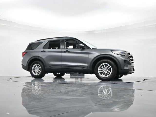 Certified 2026 Ford Explorer Active RWD image 12