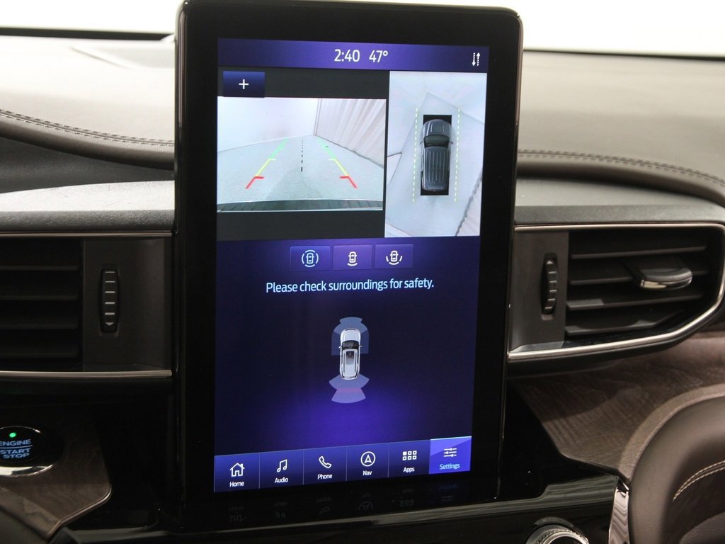 Certified 2021 Ford Explorer Platinum w/ Equipment Group 601A image 14