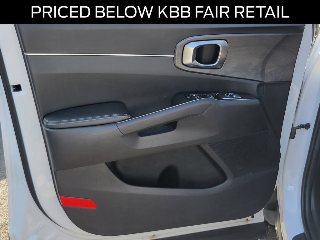 Used 2025 Kia Sorento X-Line EX AWD/4WD image 21
