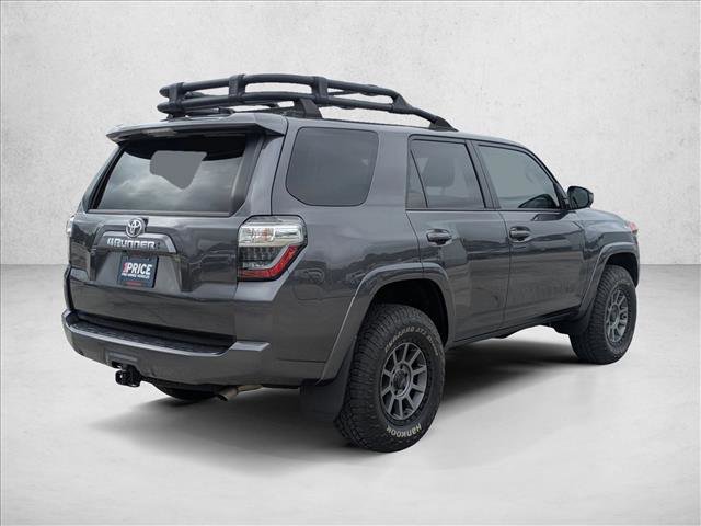 Used 2022 Toyota 4Runner SR5 AWD/4WD image 5