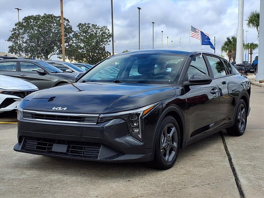 Used 2025 Kia K4 LXS