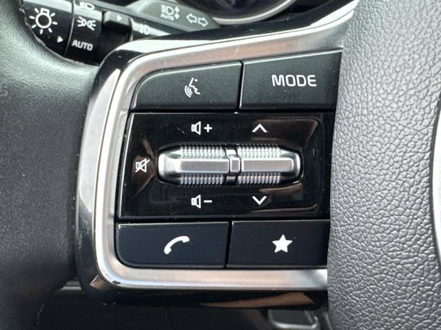 Used 2022 Kia Carnival SX FWD image 32
