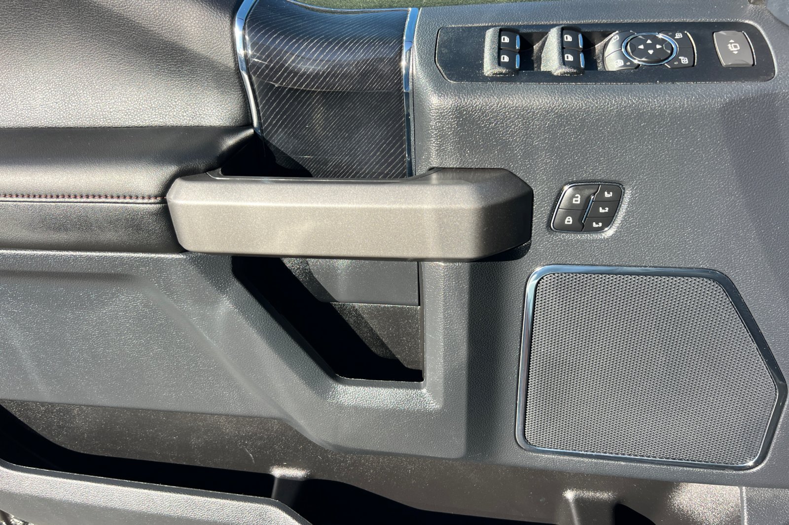 Certified 2022 Ford F250 Platinum AWD/4WD image 13
