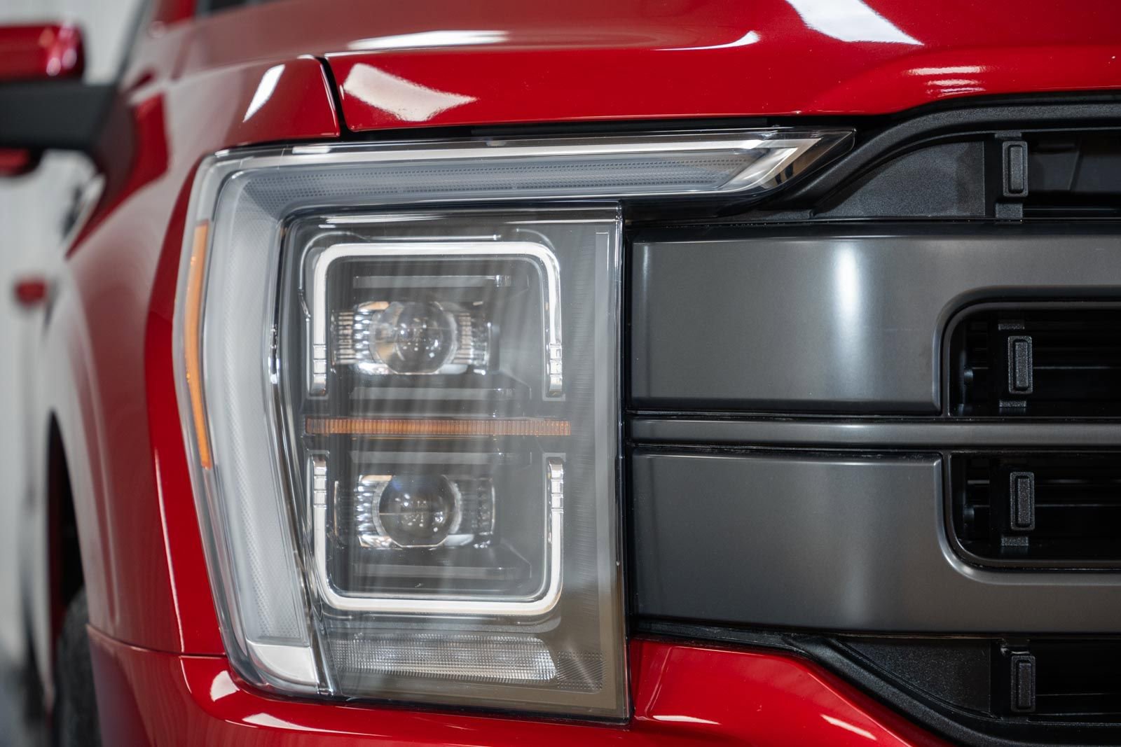 Certified 2022 Ford F150 Lariat w/ Equipment Group 502A High image 9