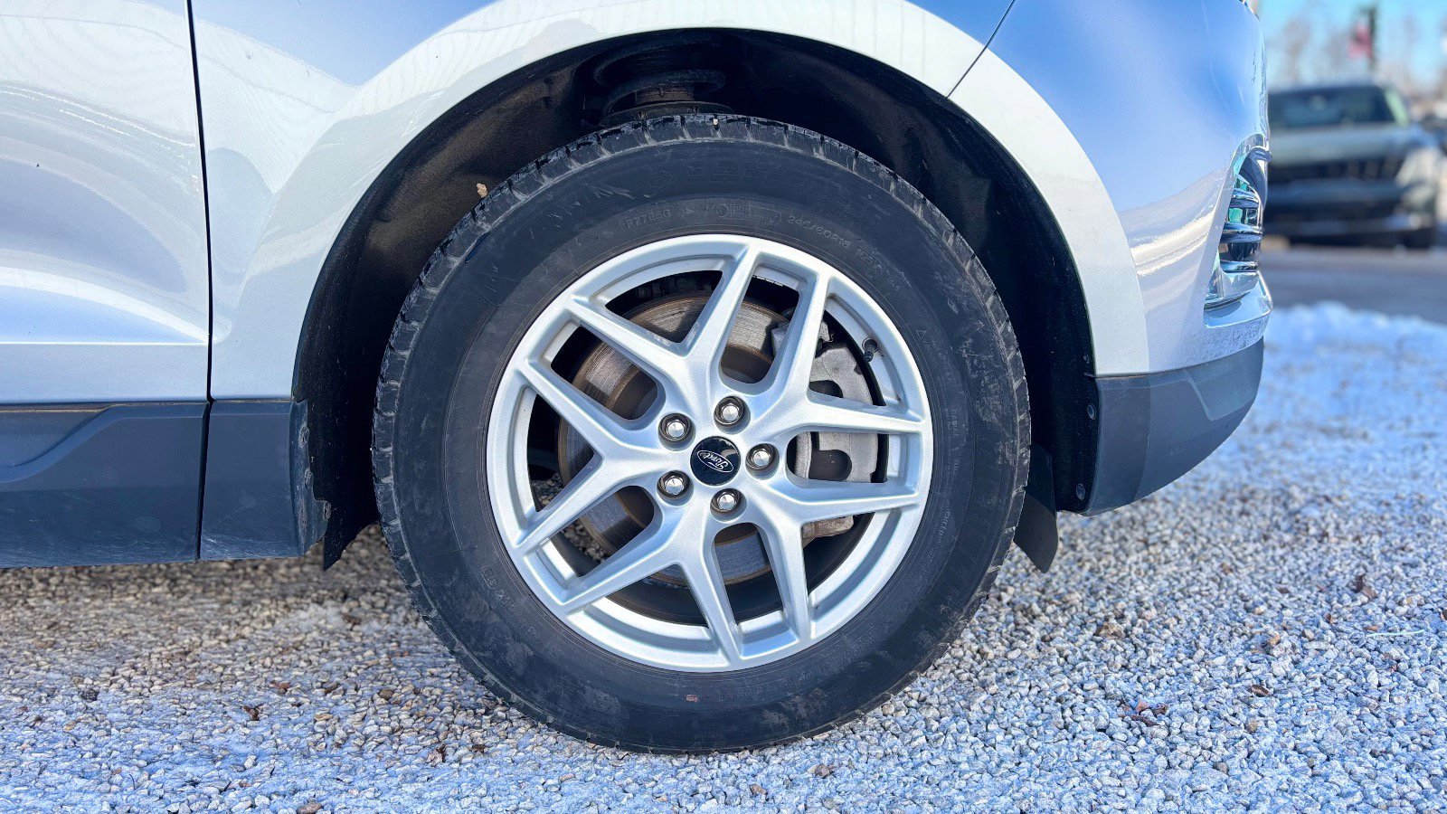 Certified 2024 Ford Edge SEL w/ Convenience Package image 18