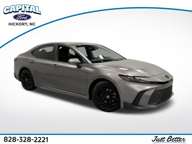 Used 2025 Toyota Camry SE