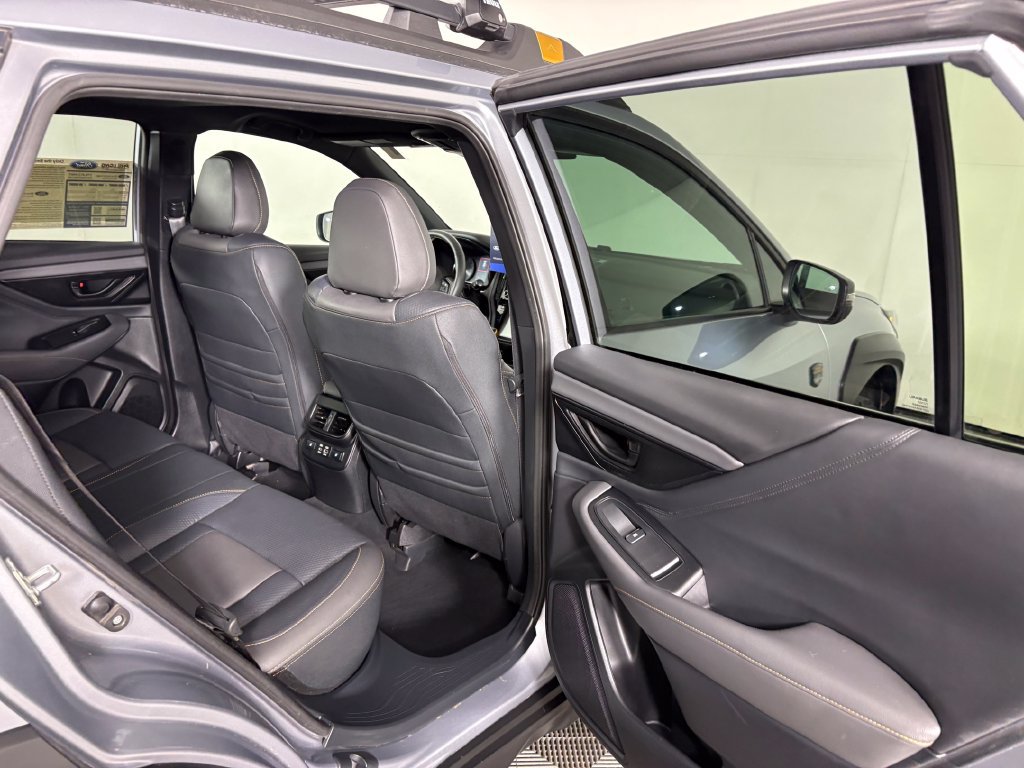 Used 2025 Subaru Outback Wilderness AWD/4WD image 34