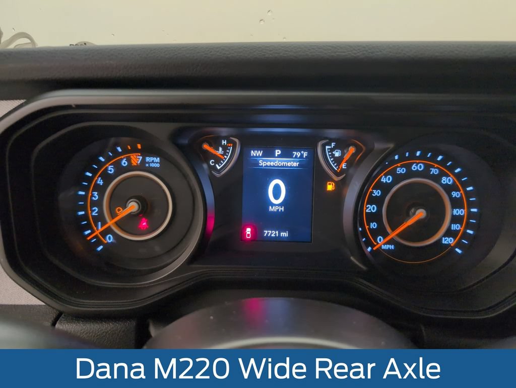 Used 2025 Jeep Gladiator Sport AWD/4WD image 22