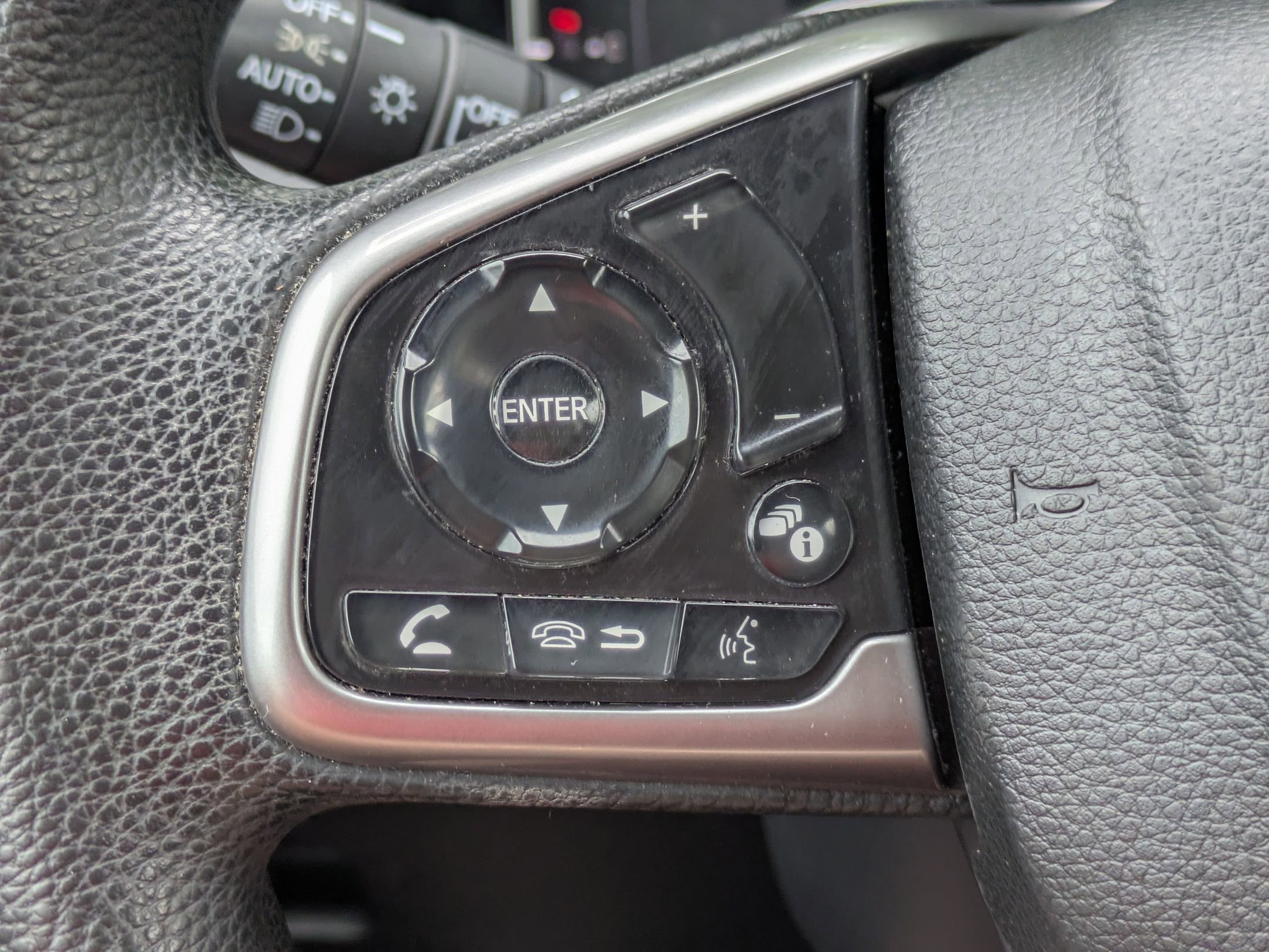 Used 2019 Honda CR-V EX image 16