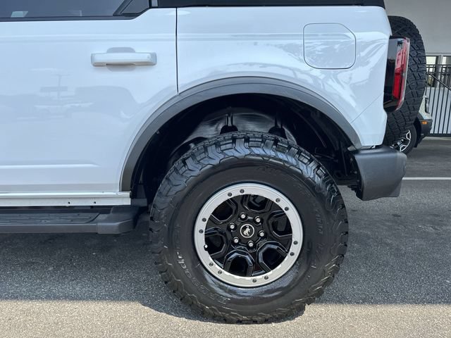 Certified 2021 Ford Bronco Outer Banks w/ Sasquatch Package AWD/4WD image 10