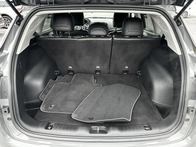 Used 2020 Jeep Compass Limited image 42