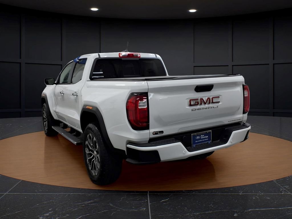 Used 2023 GMC Canyon Denali AWD/4WD image 4