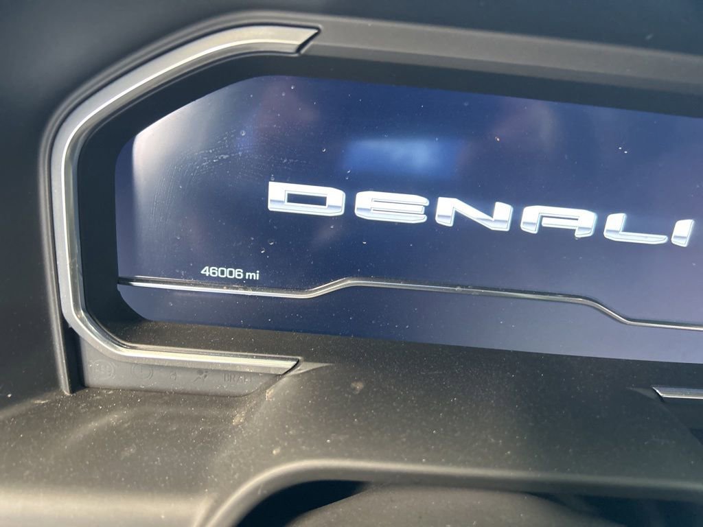 Used 2023 GMC Sierra 1500 Denali Ultimate AWD/4WD image 4