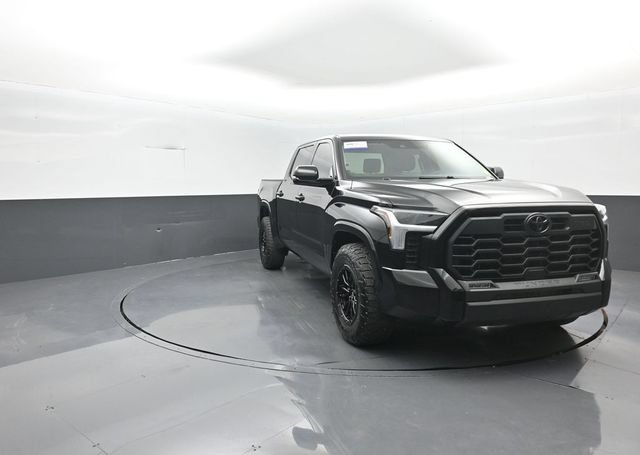 Used 2023 Toyota Tundra SR5 AWD/4WD image 3