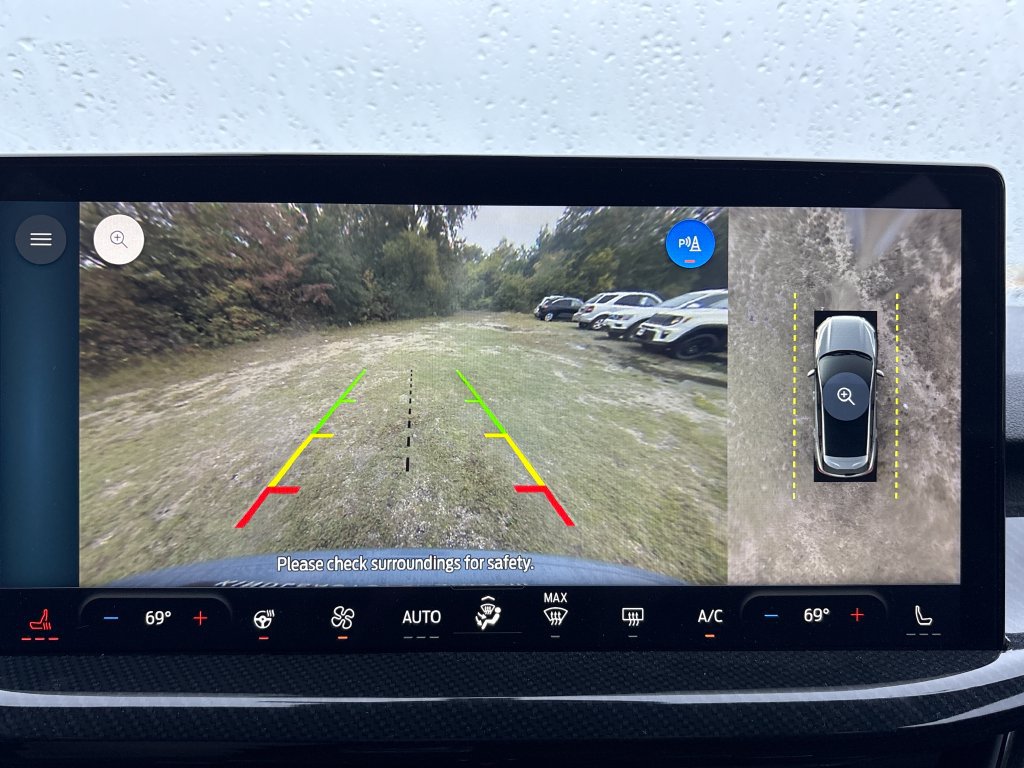 Certified 2023 Ford Escape ST-Line Elite AWD/4WD image 4