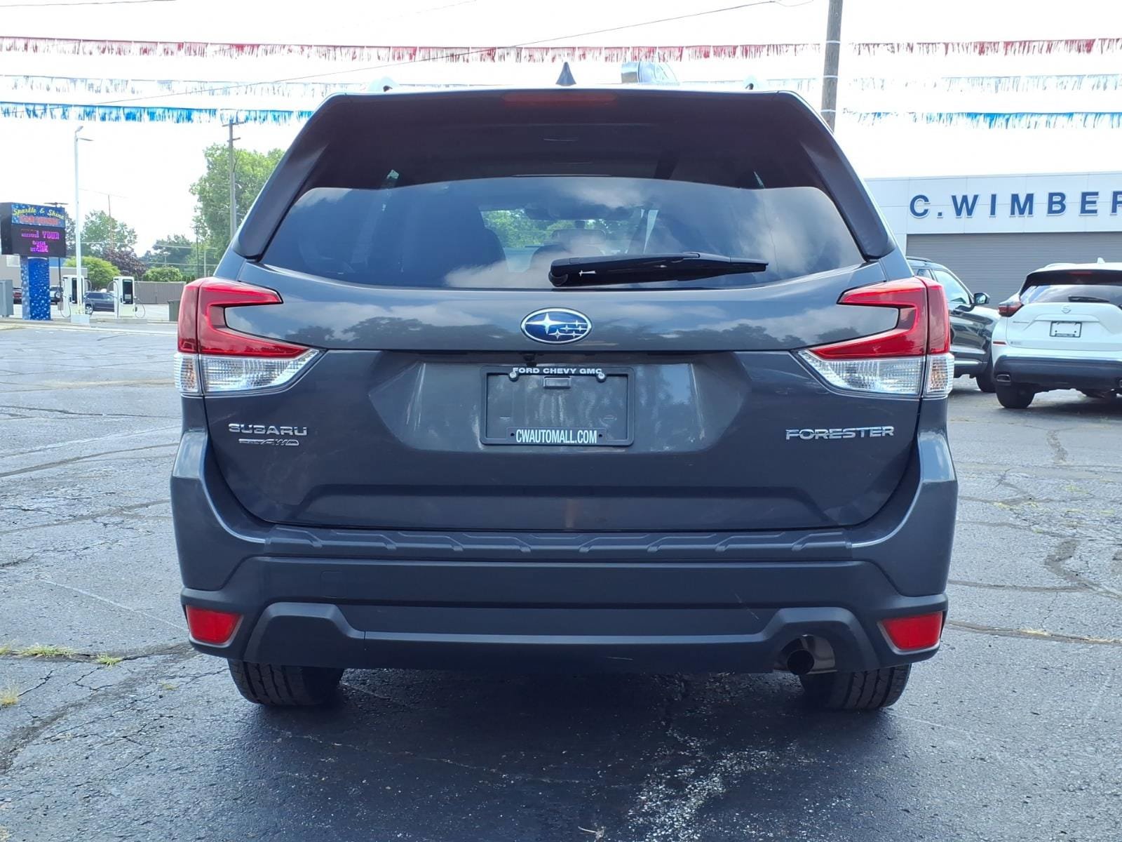 Used 2023 Subaru Forester Premium AWD/4WD image 15