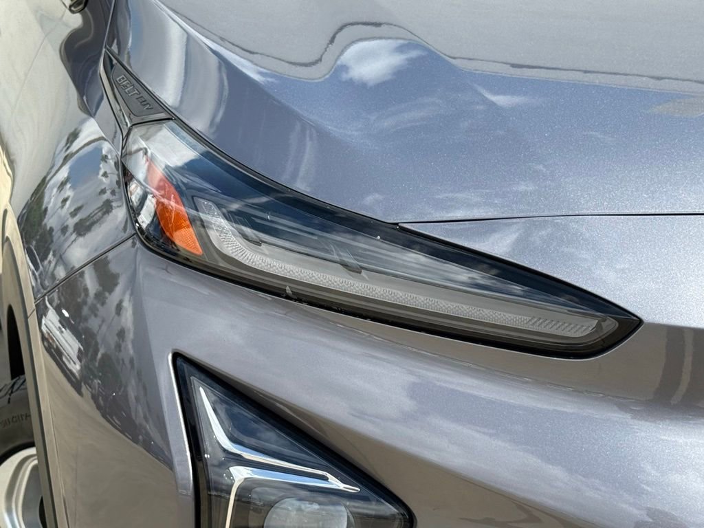 Used 2023 Chevrolet Bolt EUV LT w/ Driver Confidence Package image 3