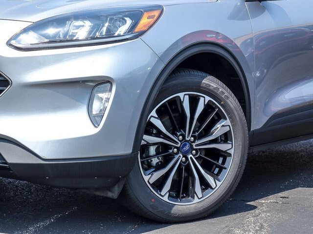 Certified 2022 Ford Escape SEL w/ SEL Stealth AWD Package image 4