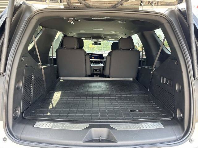 Used 2025 Chevrolet Tahoe Premier RWD image 8