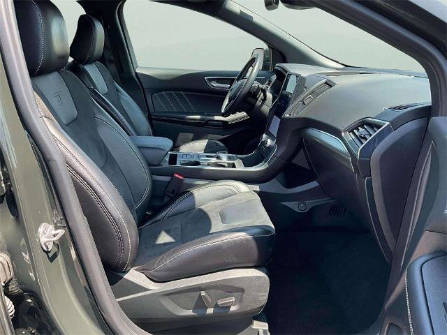 Certified 2022 Ford Edge ST w/ Equipment Group 401A image 28