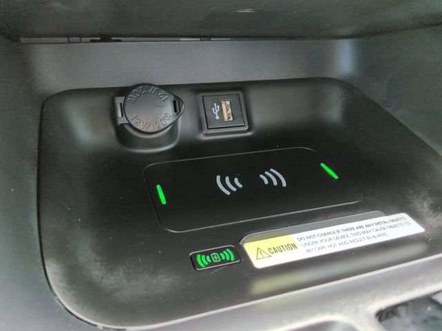 Used 2024 Toyota RAV4 XLE w/ Convenience Package FWD image 29