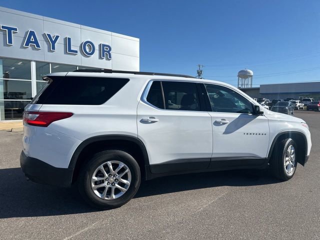Used 2020 Chevrolet Traverse LT image 12