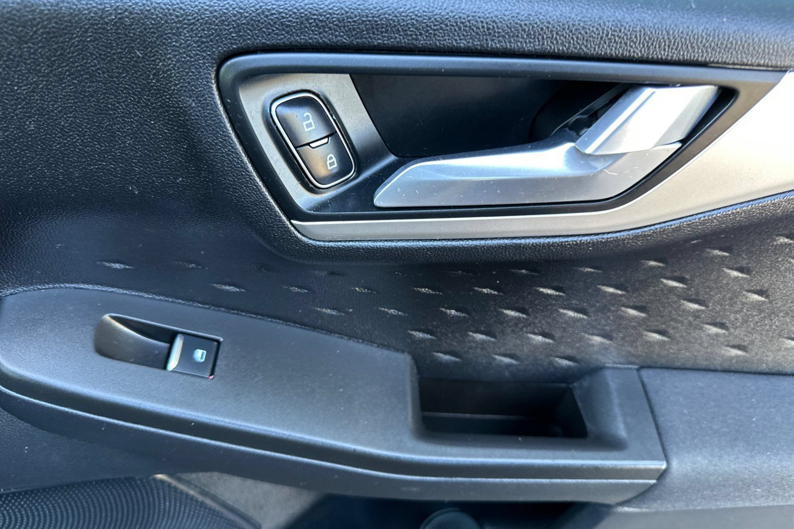 Certified 2020 Ford Escape SE AWD/4WD image 21