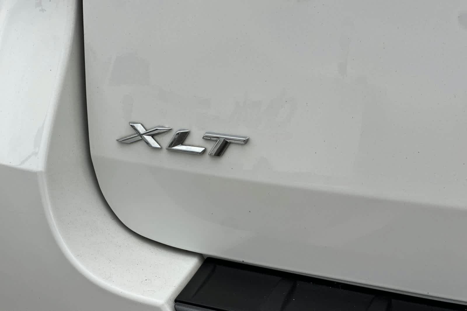 Certified 2023 Ford Explorer XLT w/ Equipment Group 202A RWD image 29