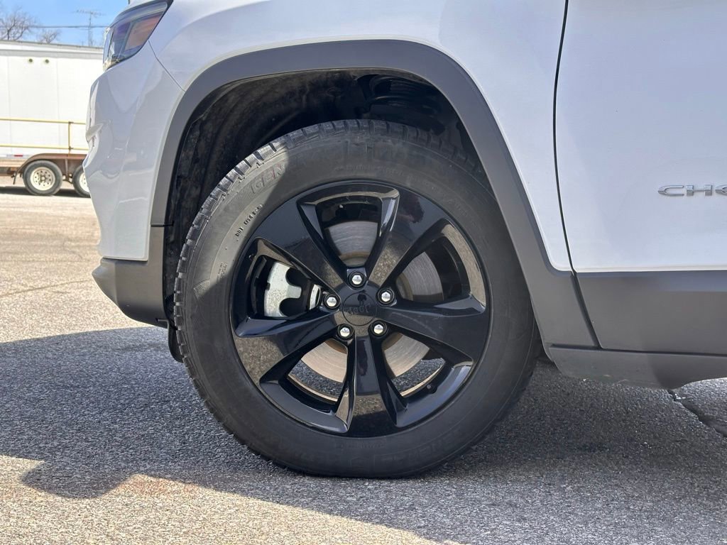 Used 2022 Jeep Cherokee Limited w/ Mopar Interior Package image 8