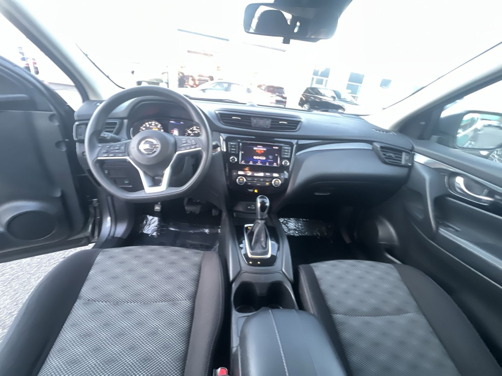 Used 2019 Nissan Rogue Sport SV image 22