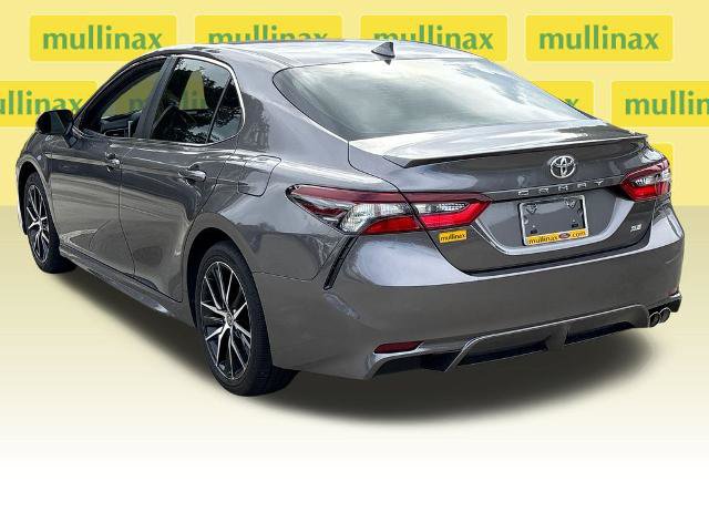 Used 2024 Toyota Camry SE FWD image 9