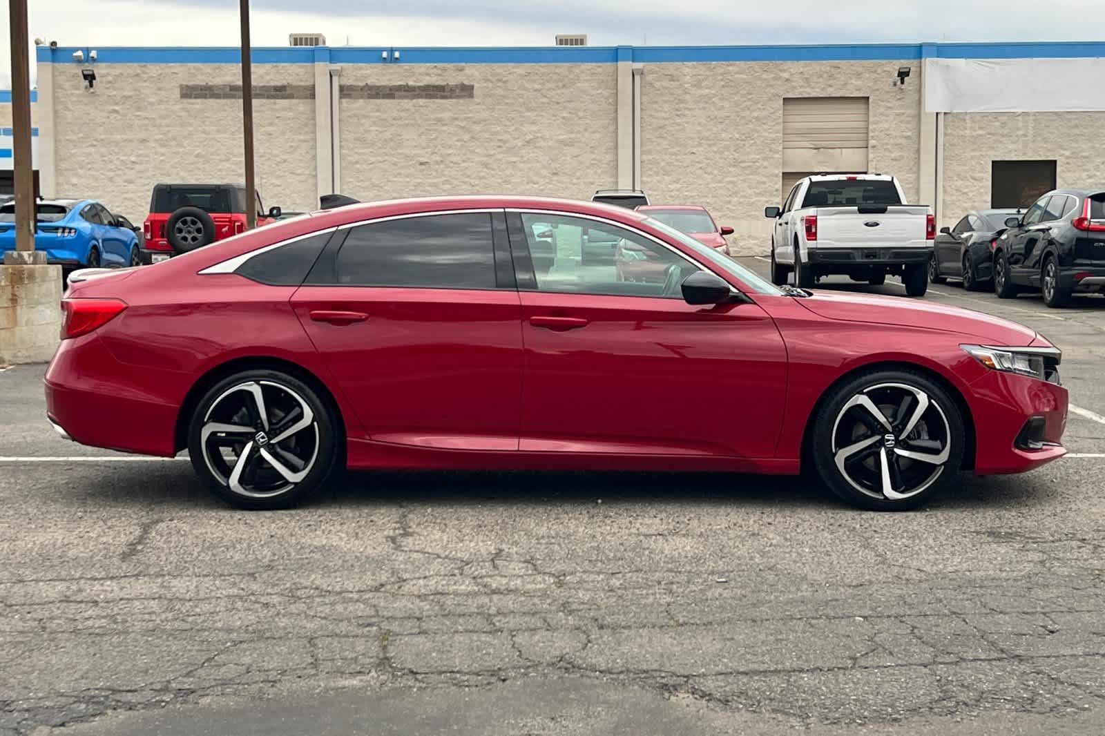 Used 2021 Honda Accord Sport image 6