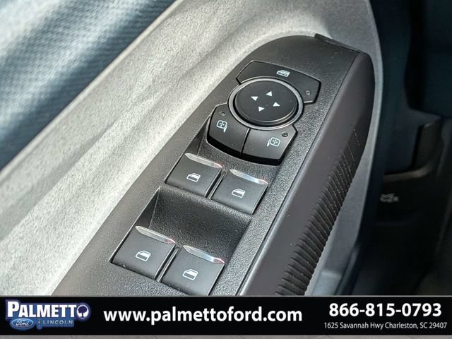 Certified 2025 Ford Maverick XLT w/ Equipment Group 302A AWD/4WD image 21