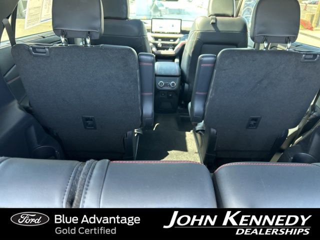 Certified 2025 Ford Explorer ST-Line w/ Premium Package AWD/4WD image 11
