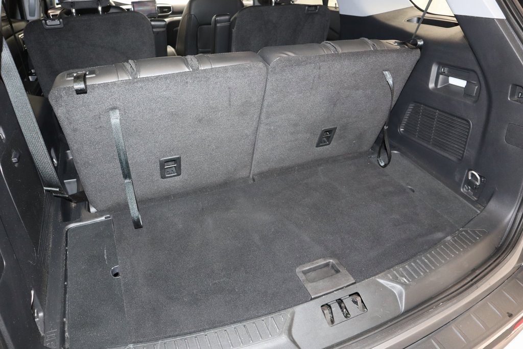 Certified 2023 Ford Explorer XLT w/ Equipment Group 202A image 19