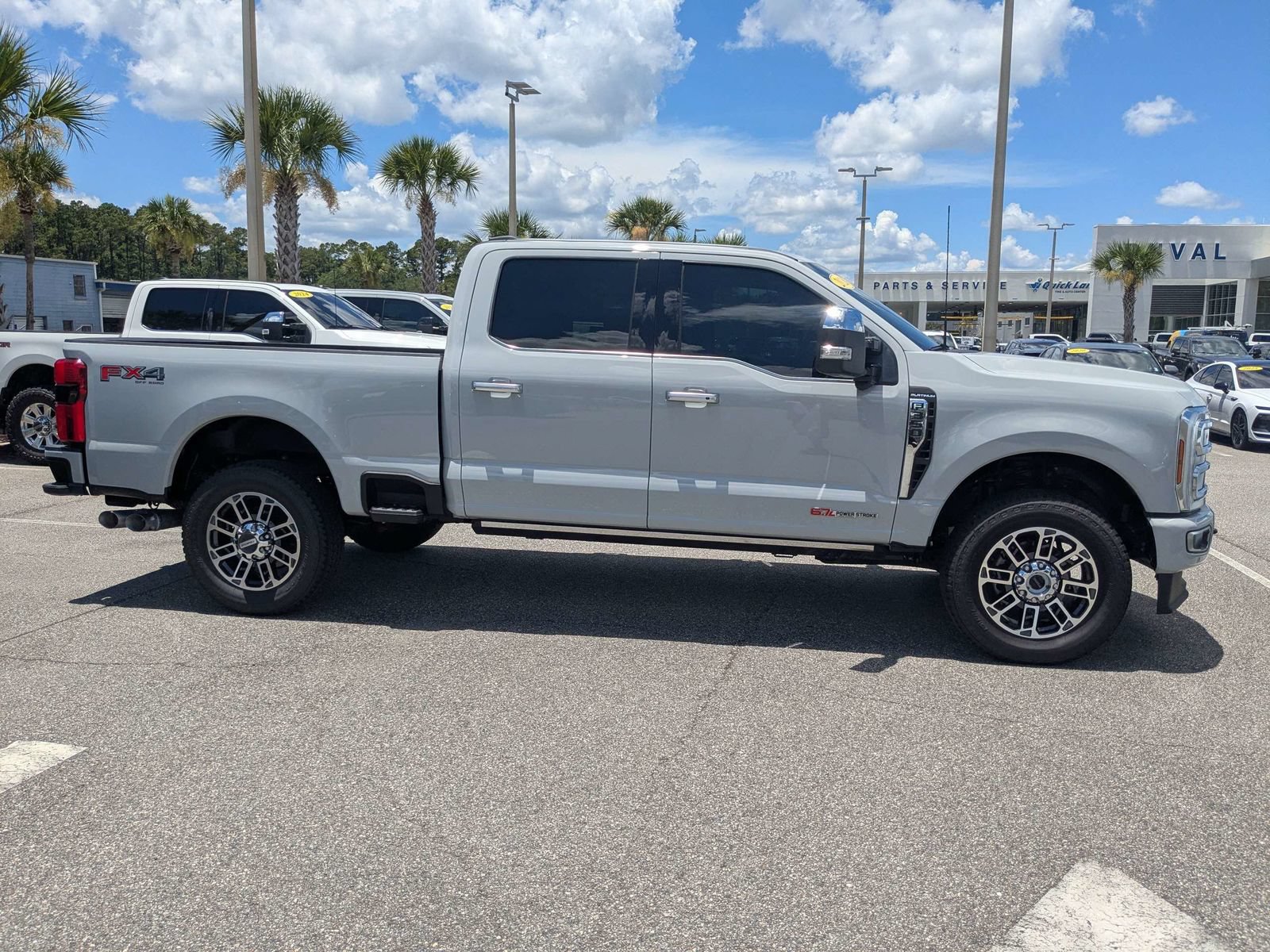 Certified 2026 Ford F350 Platinum w/ Platinum Plus Package AWD/4WD image 3