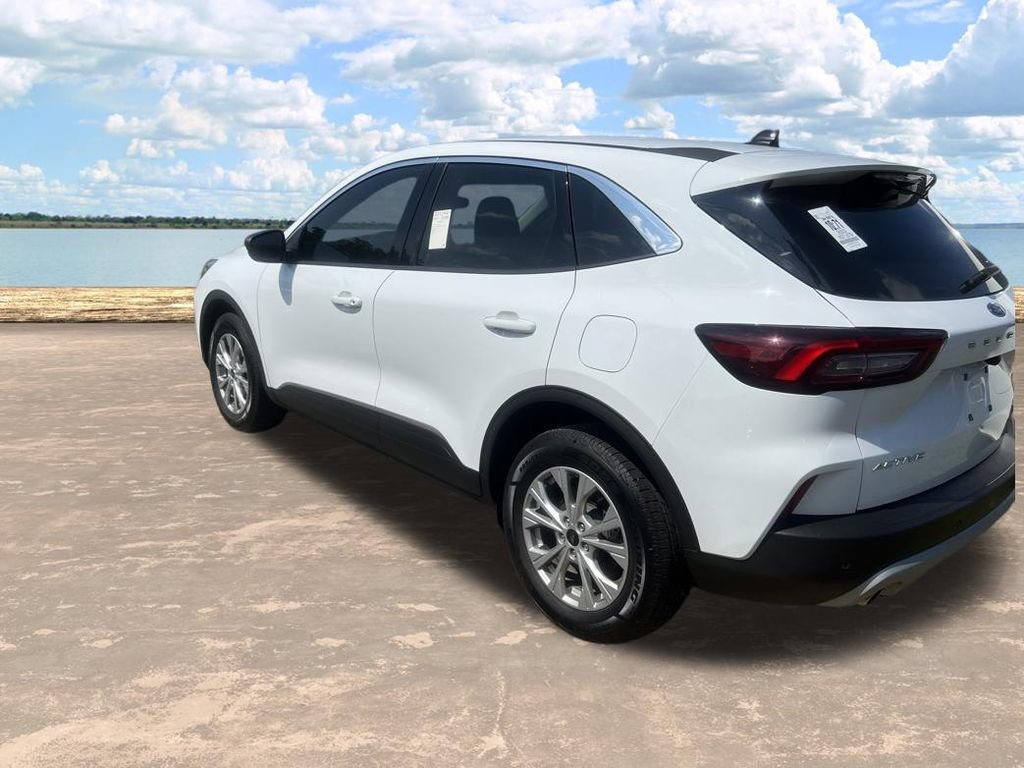 Certified 2023 Ford Escape Active AWD/4WD image 4