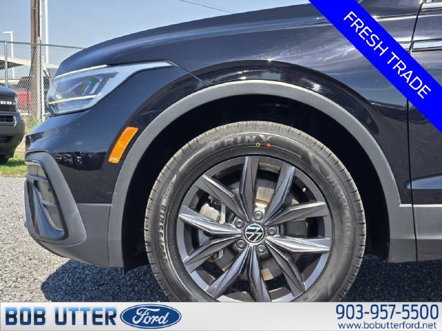 Used 2023 Volkswagen Tiguan SE FWD image 9